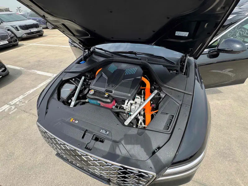 Genesis Electrified G80