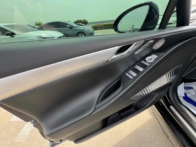 Genesis Electrified G80