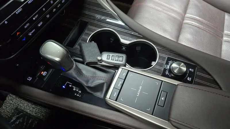 Lexus RX450hL
