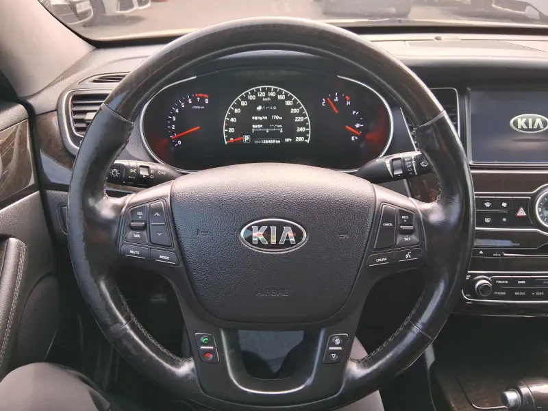 Kia K7