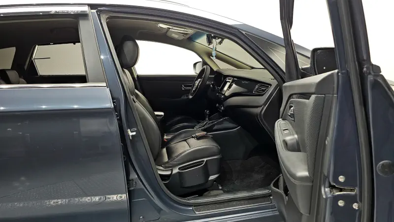 Kia Carens