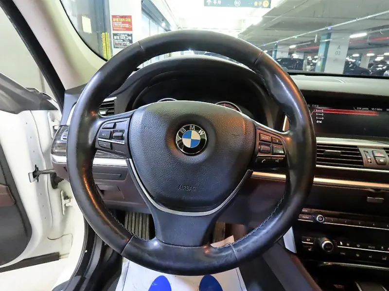 BMW 5-Series Gran Turismo