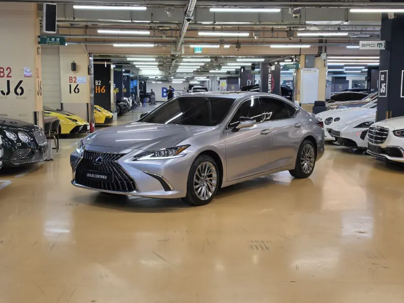 Lexus ES300h