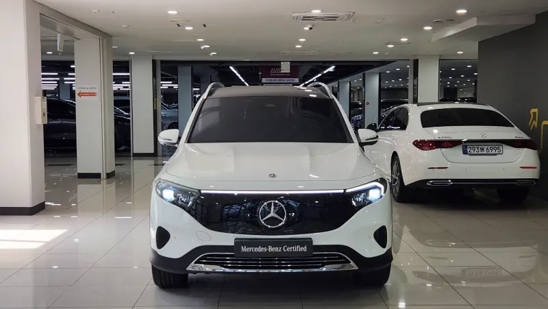 Mercedes-Benz EQB