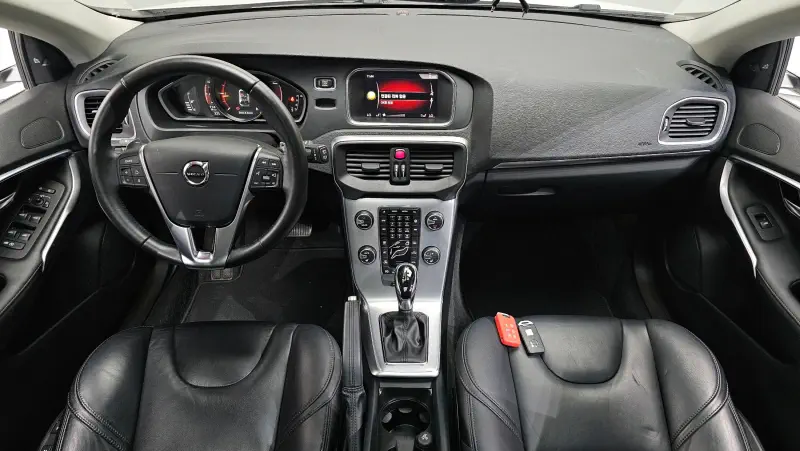 Volvo V40