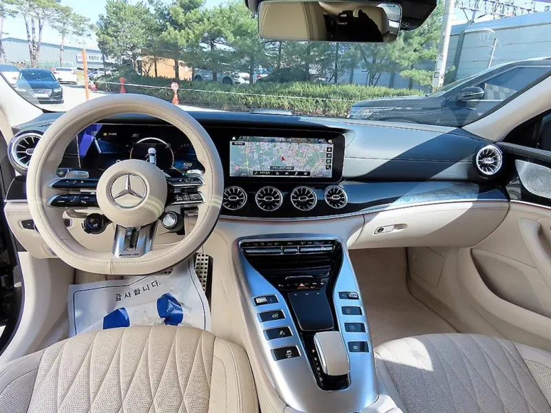 Mercedes-Benz AMG GT