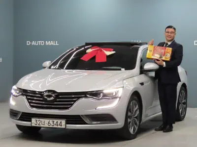 Renault SM6