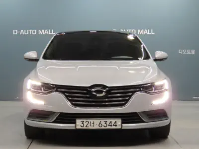 Renault SM6