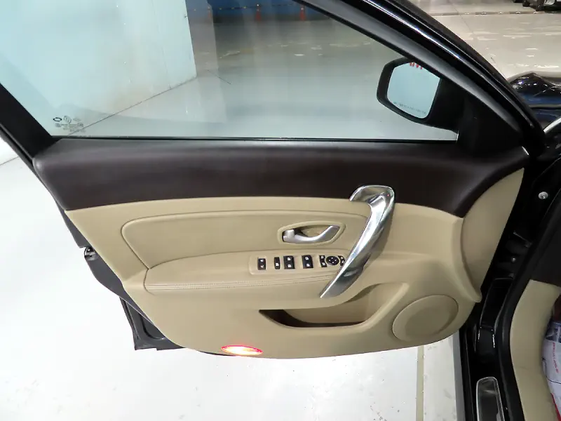 Renault Samsung SM5