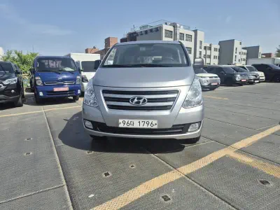 Hyundai Grand Starex