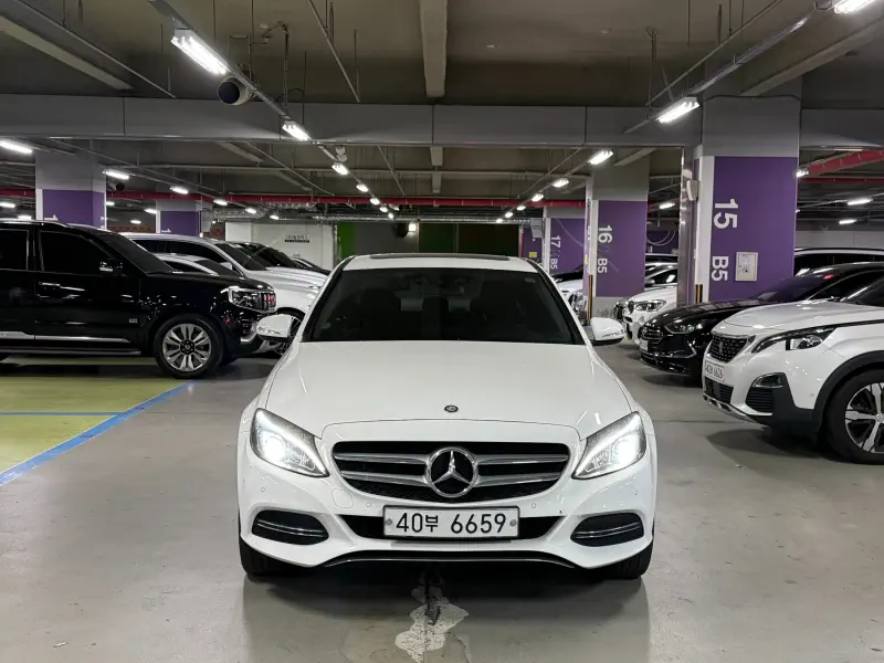 Mercedes-Benz C-Class