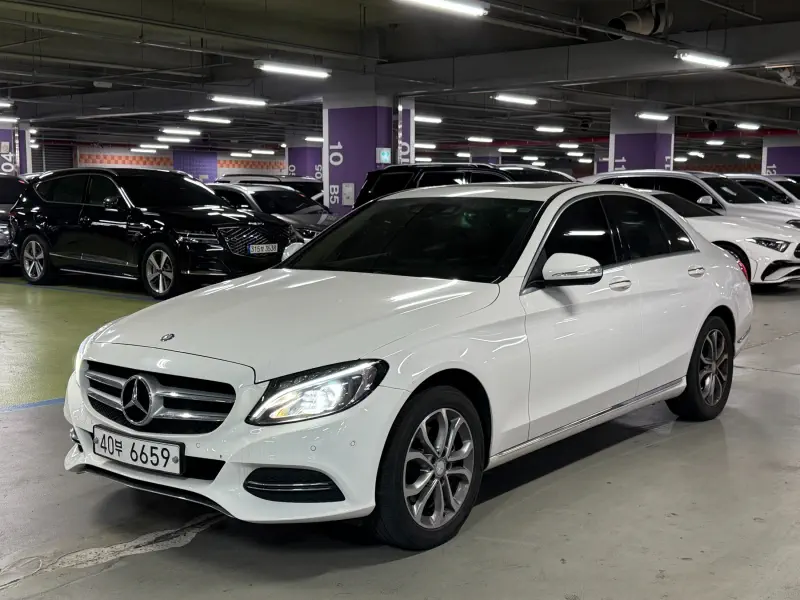 Mercedes-Benz C-Class