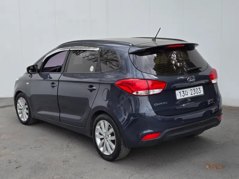 Kia Carens