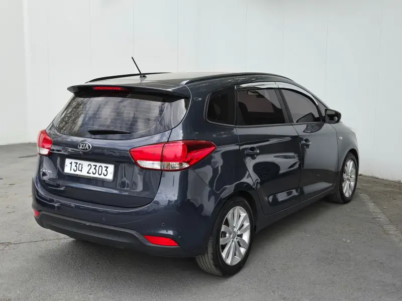 Kia Carens