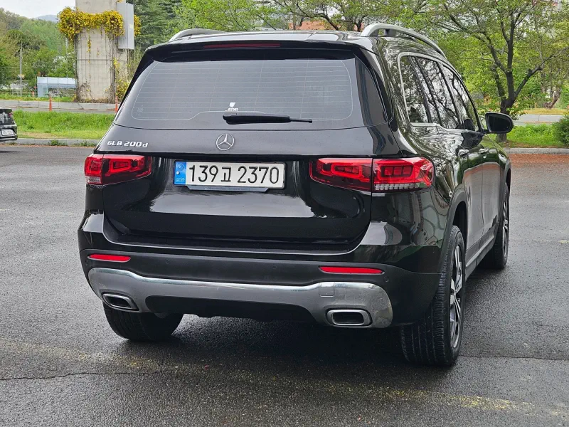Mercedes-Benz GLB-Class