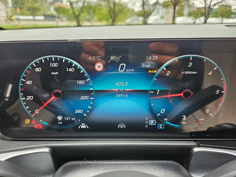 Mercedes-Benz GLB-Class