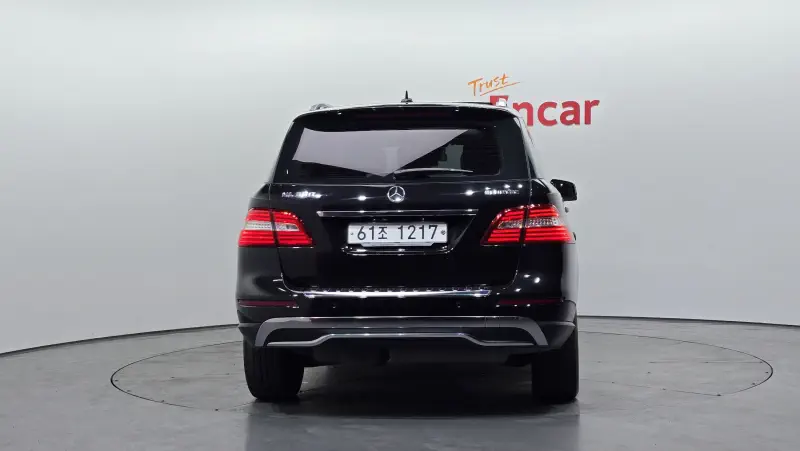 Mercedes-Benz M-class