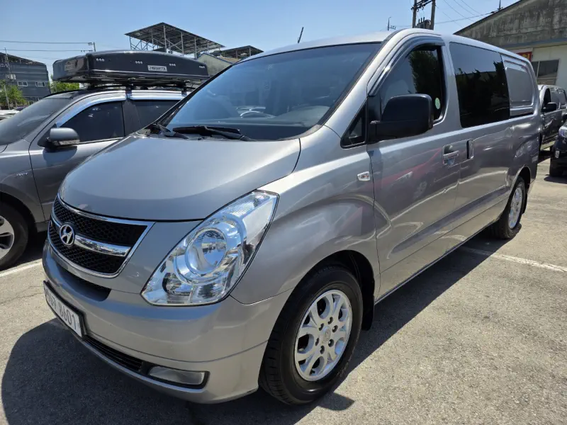 Hyundai Grand Starex