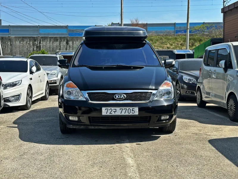 Kia Carnival