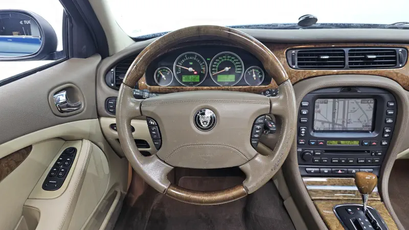 Jaguar S-Type
