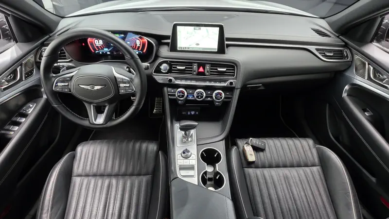 Genesis G70