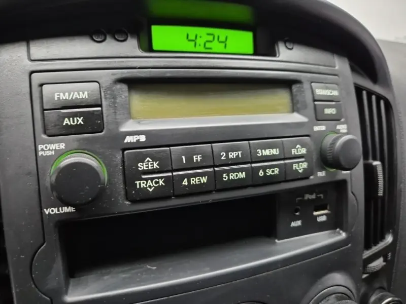 Hyundai Grand Starex