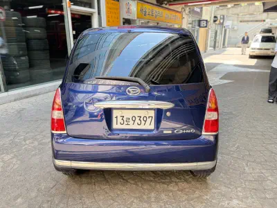 Daihatsu Mira Gino