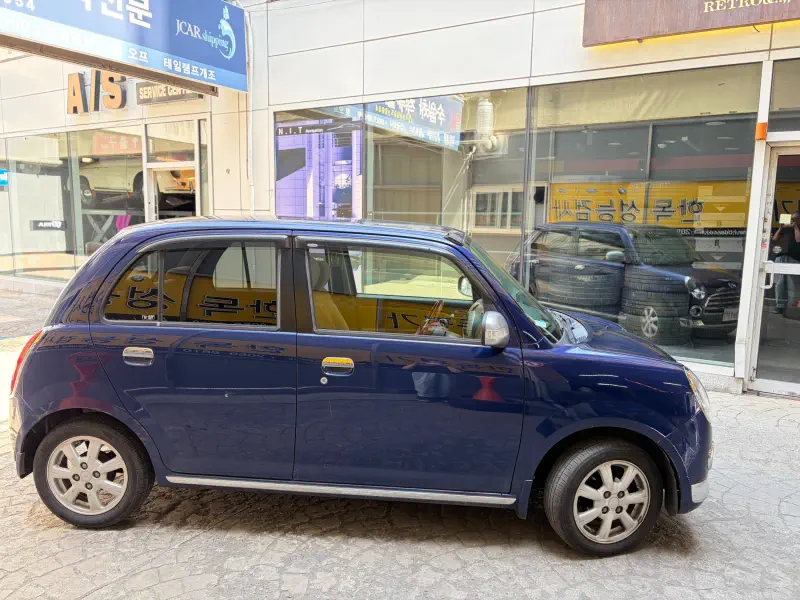 Daihatsu Mira Gino