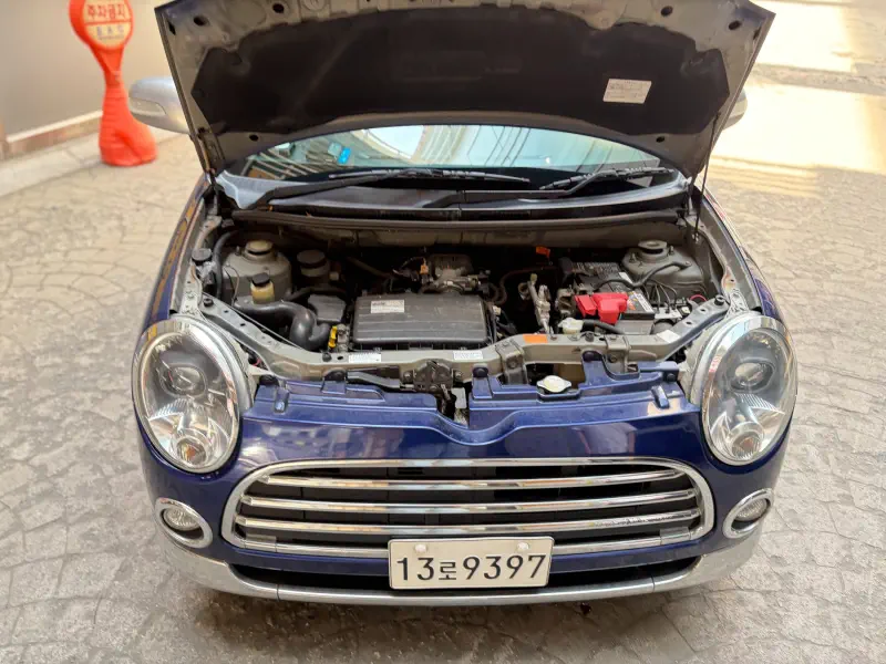 Daihatsu Mira Gino