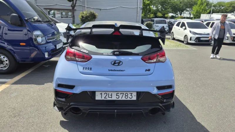 Hyundai Veloster