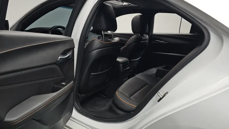 Cadillac CT4