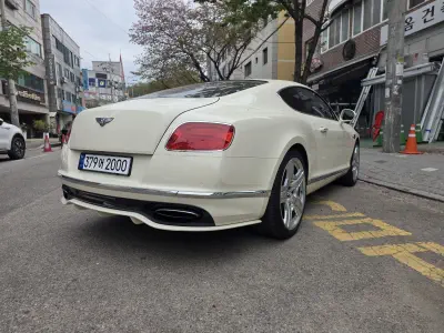 Bentley Continental GT