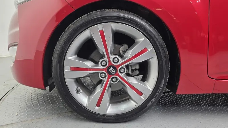 Hyundai Veloster