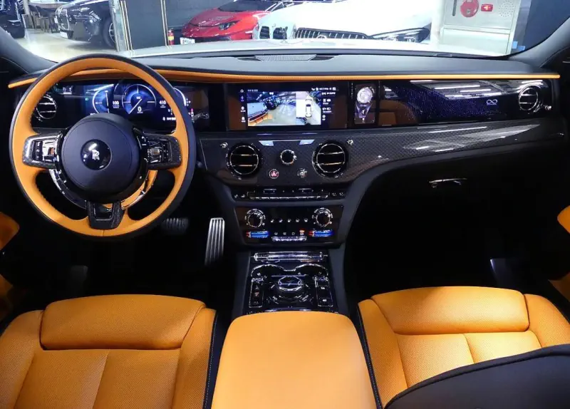 Rolls-Royce GHOST