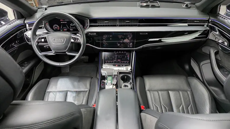 Audi A8