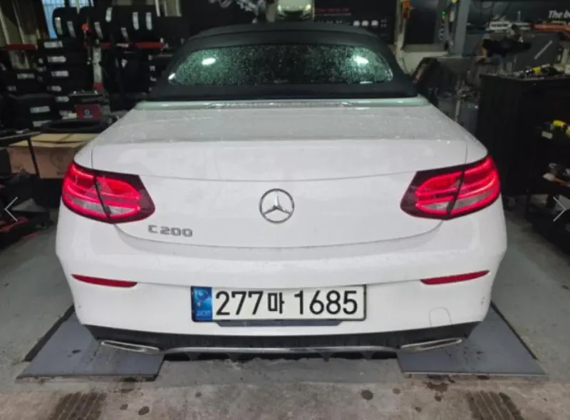 Mercedes-Benz C-Class