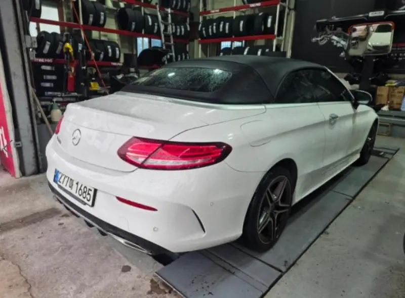 Mercedes-Benz C-Class