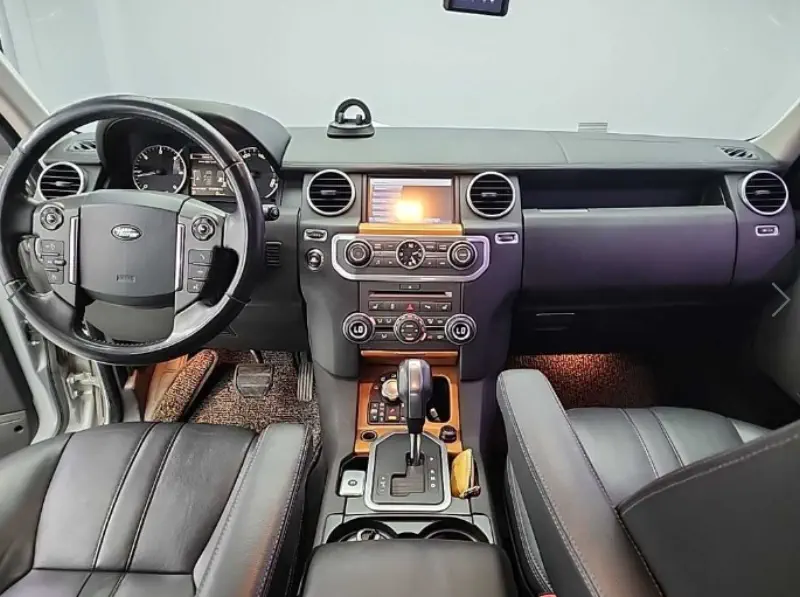 Land Rover DISCOVERY