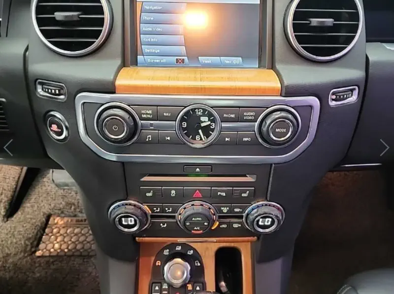 Land Rover DISCOVERY