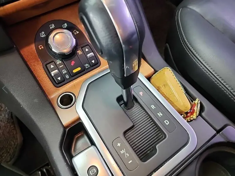 Land Rover DISCOVERY