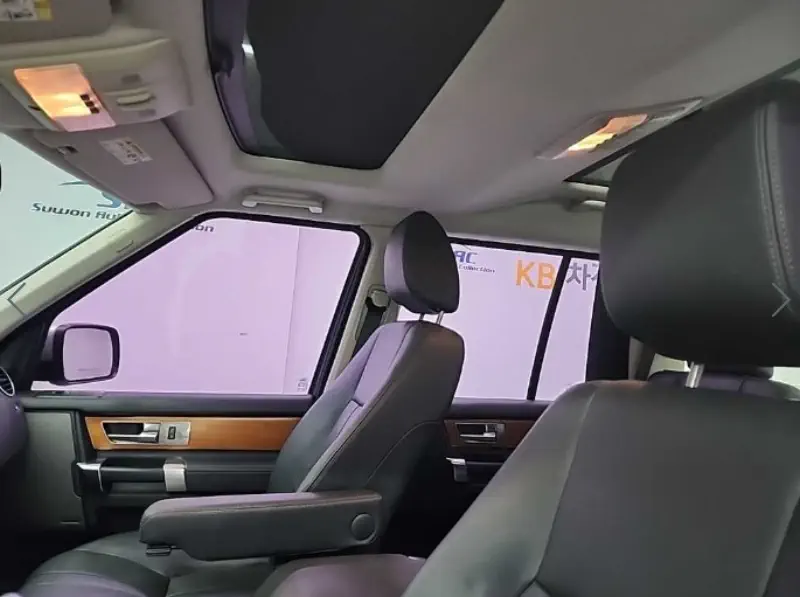 Land Rover DISCOVERY