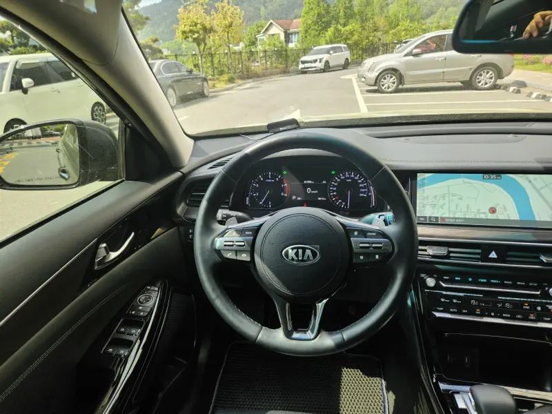 Kia K7