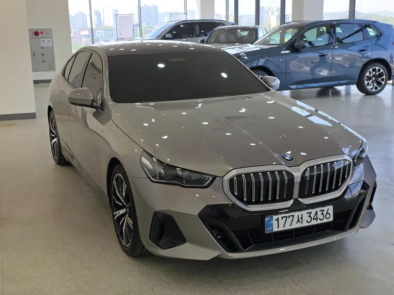 BMW 5-Series