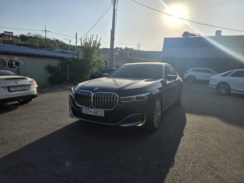BMW 7-Series