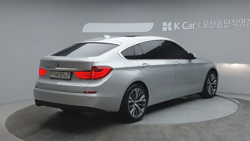 BMW 5-Series Gran Turismo