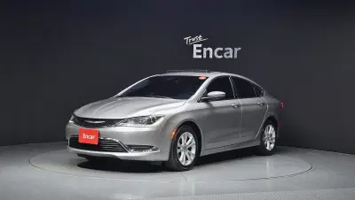 Chrysler 200