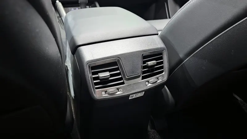 SsangYong Rexton Sports Khan
