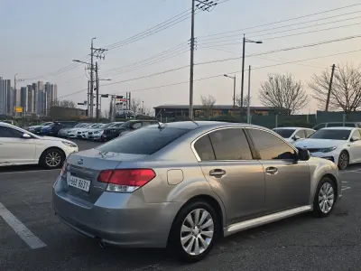 Subaru LEGACY