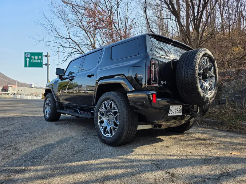 GMC Hummer EV