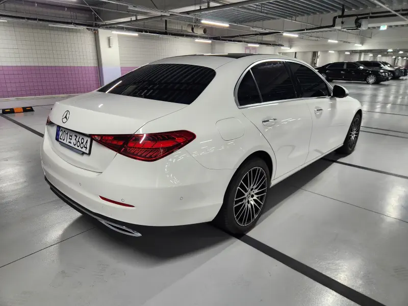 Mercedes-Benz C-Class